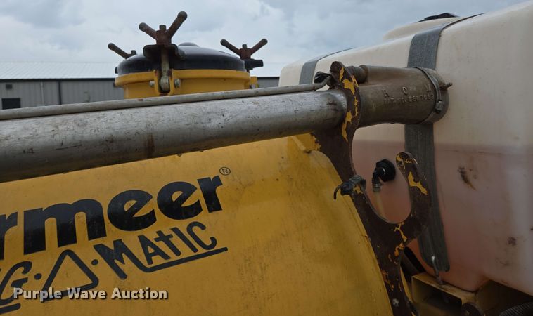 image for item EN3679 2005 Vermeer Ring-O-Matic 275 vacuum excavator