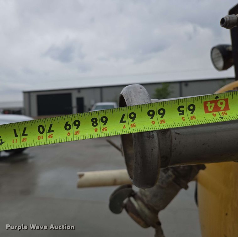 image for item EN3679 2005 Vermeer Ring-O-Matic 275 vacuum excavator