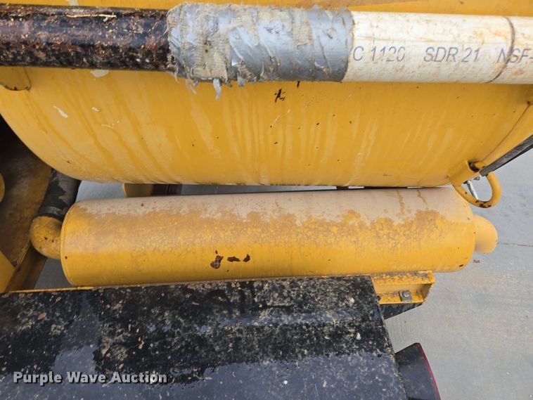 image for item EN3679 2005 Vermeer Ring-O-Matic 275 vacuum excavator