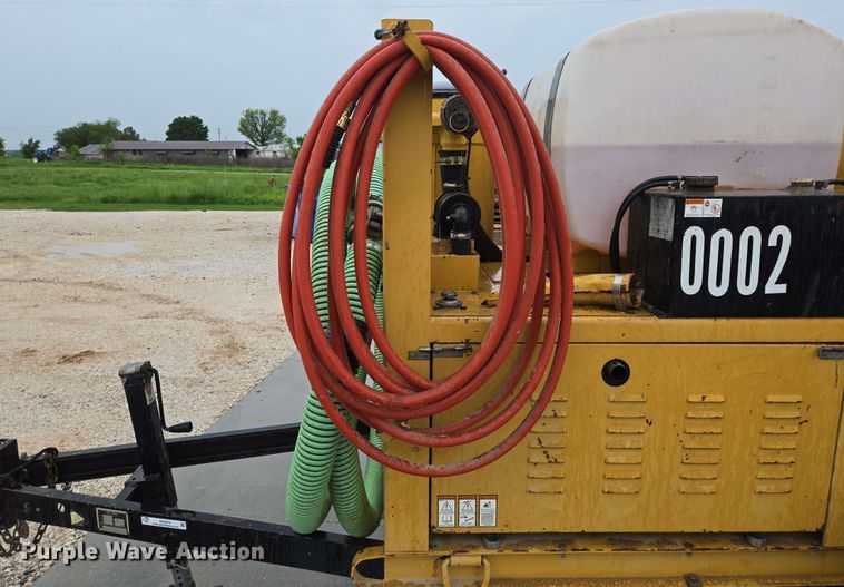 image for item EN3679 2005 Vermeer Ring-O-Matic 275 vacuum excavator