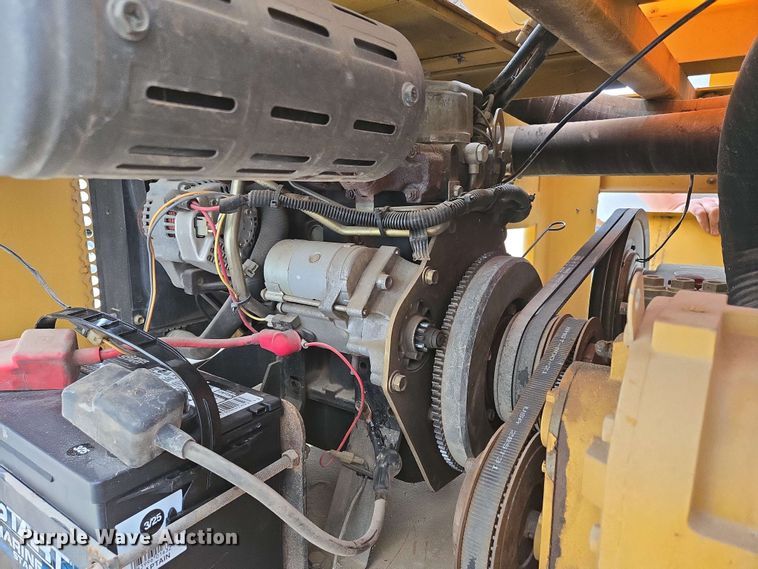 image for item EN3679 2005 Vermeer Ring-O-Matic 275 vacuum excavator