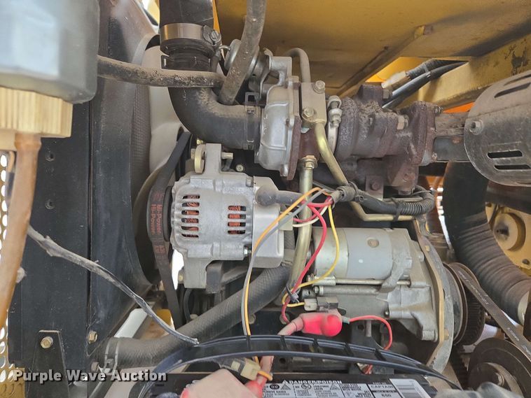 image for item EN3679 2005 Vermeer Ring-O-Matic 275 vacuum excavator