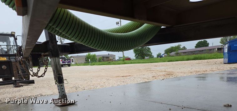 image for item EN3679 2005 Vermeer Ring-O-Matic 275 vacuum excavator