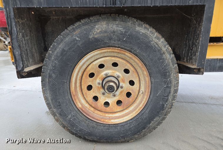 image for item EN3679 2005 Vermeer Ring-O-Matic 275 vacuum excavator