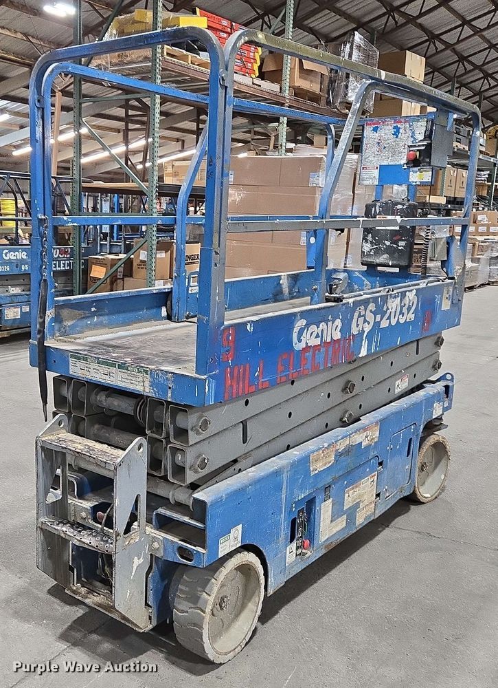 image for item EN3680 Genie GS-2032 scissor lift