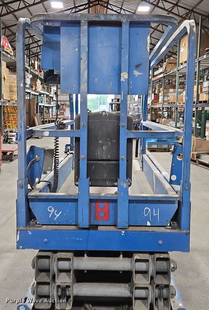 image for item EN3680 Genie GS-2032 scissor lift