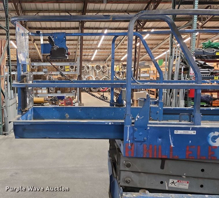 image for item EN3680 Genie GS-2032 scissor lift