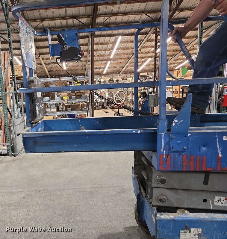 image for item EN3680 Genie GS-2032 scissor lift