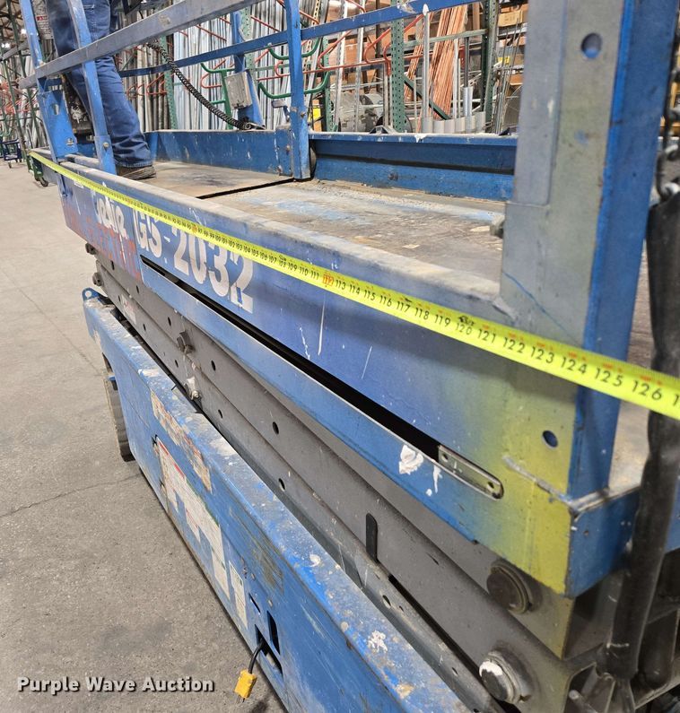 image for item EN3680 Genie GS-2032 scissor lift