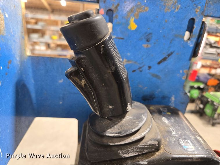 image for item EN3680 Genie GS-2032 scissor lift