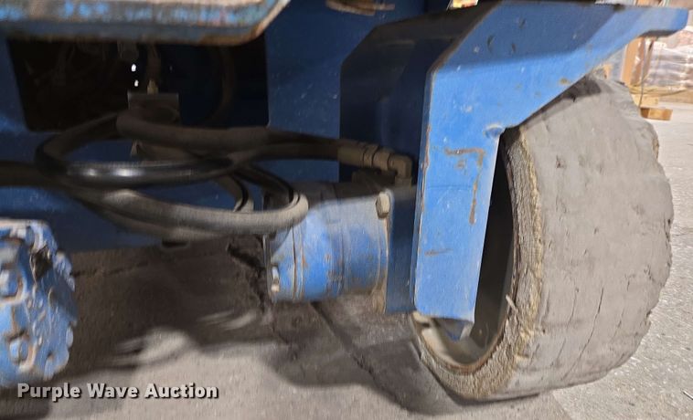 image for item EN3680 Genie GS-2032 scissor lift