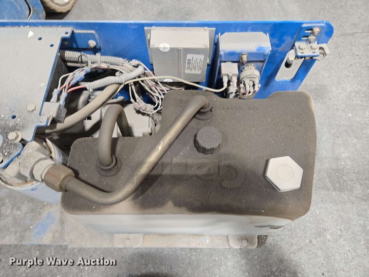 image for item EN3680 Genie GS-2032 scissor lift