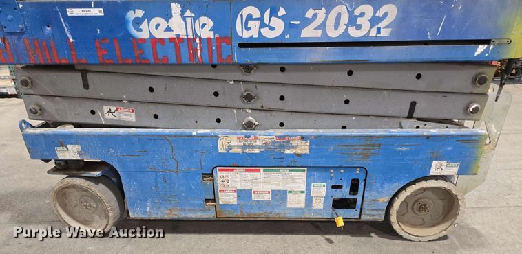 image for item EN3680 Genie GS-2032 scissor lift