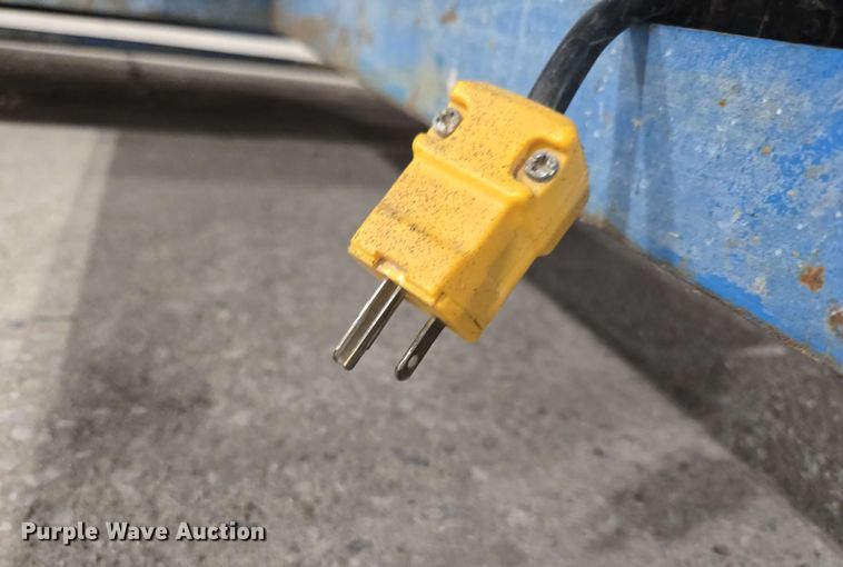 image for item EN3680 Genie GS-2032 scissor lift