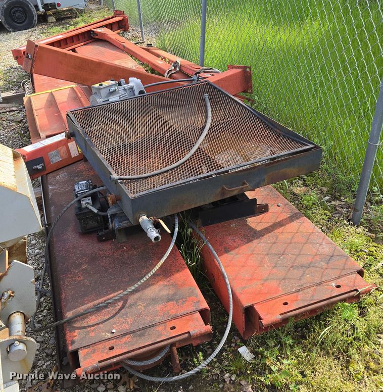 image for item EN3715 Ansi Automotive lift 