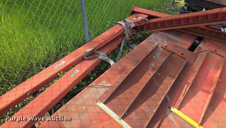 image for item EN3715 Ansi Automotive lift 