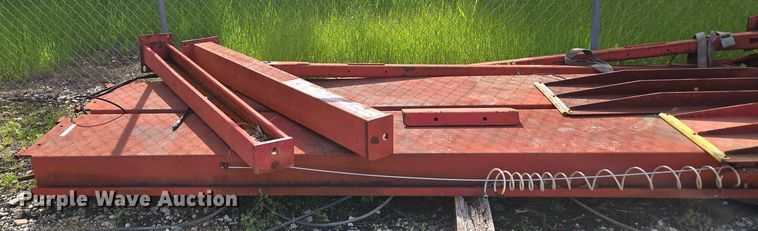 image for item EN3715 Ansi Automotive lift 