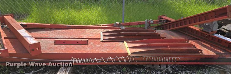 image for item EN3715 Ansi Automotive lift 