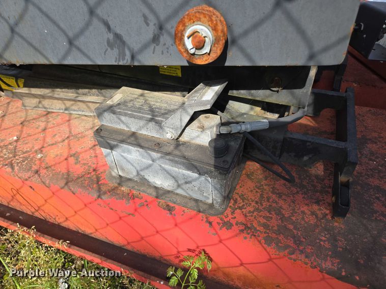 image for item EN3715 Ansi Automotive lift 