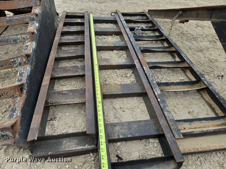 image for item EN3717 (8) steel trailer ramps