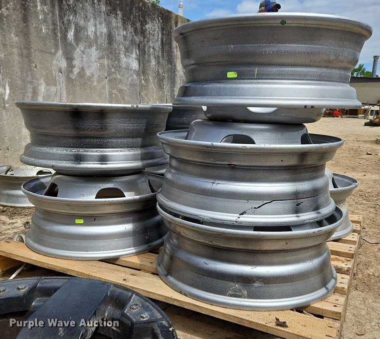 image for item EN3721 (16) rims