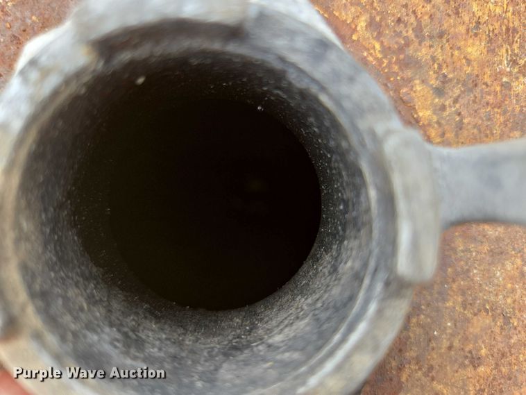 image for item EN3722 Oil storage tank