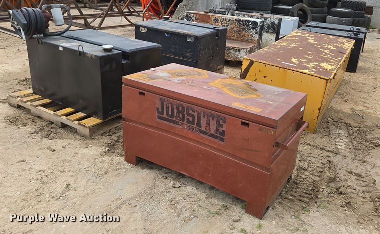 image for item EN3723 Truck parts