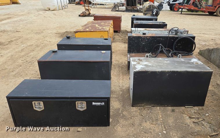 image for item EN3723 Truck parts