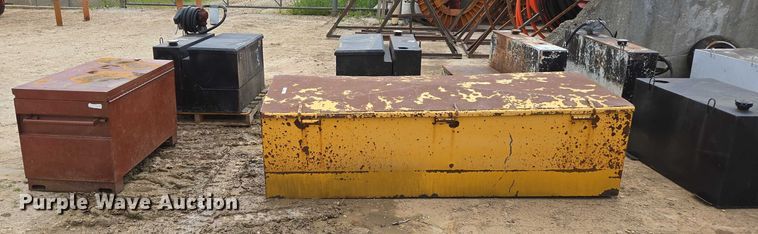 image for item EN3723 Truck parts