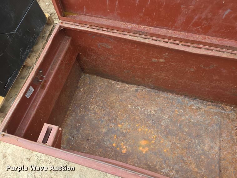 image for item EN3723 Truck parts