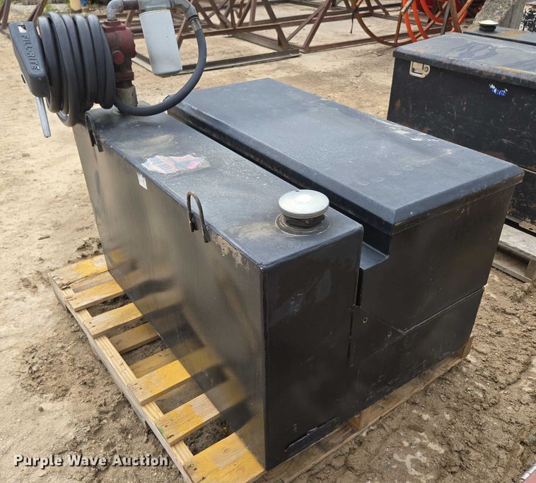 image for item EN3723 Truck parts