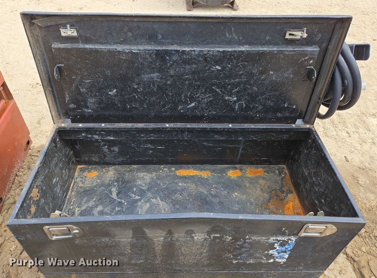 image for item EN3723 Truck parts