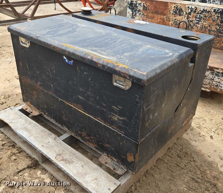 image for item EN3723 Truck parts