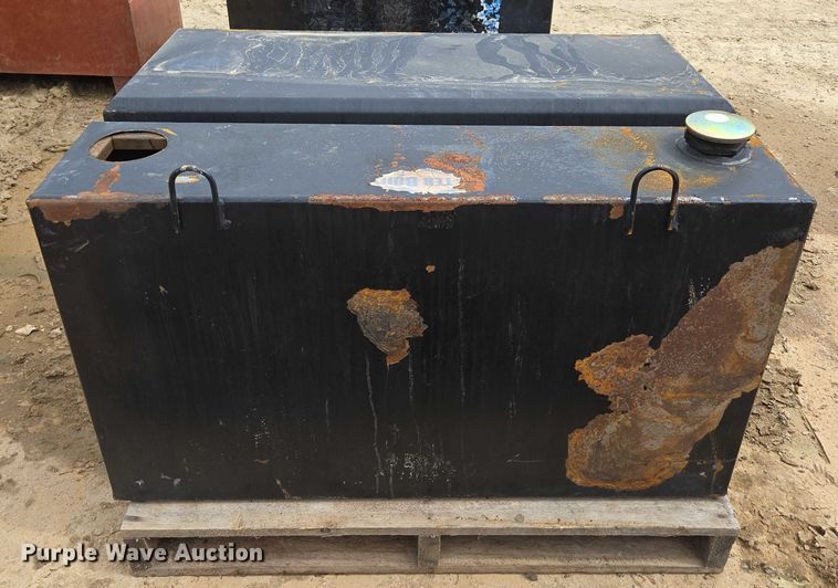 image for item EN3723 Truck parts