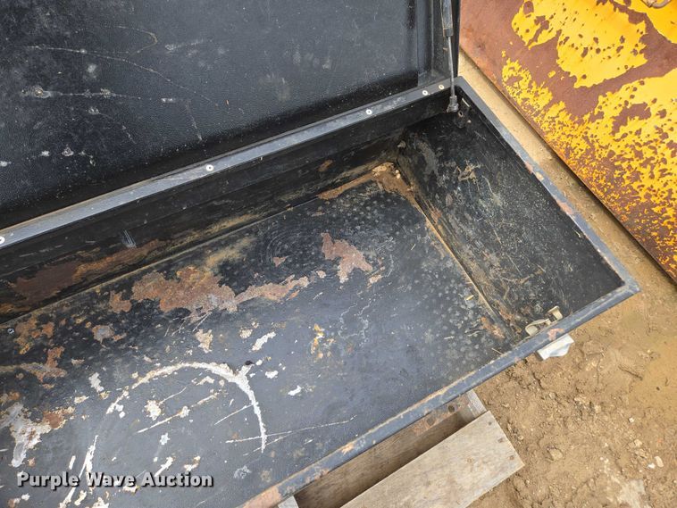 image for item EN3723 Truck parts