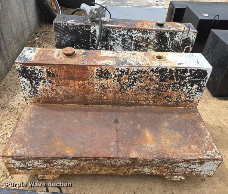 image for item EN3723 Truck parts