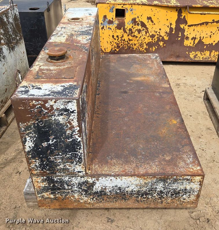 image for item EN3723 Truck parts