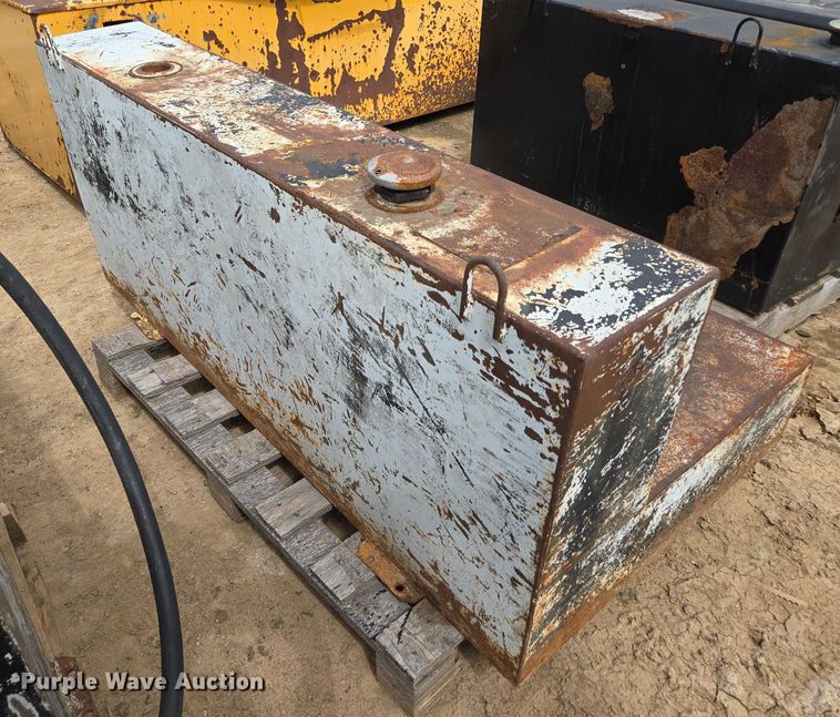 image for item EN3723 Truck parts