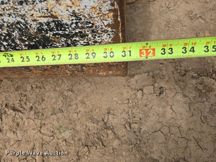 image for item EN3723 Truck parts