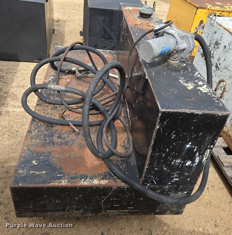 image for item EN3723 Truck parts