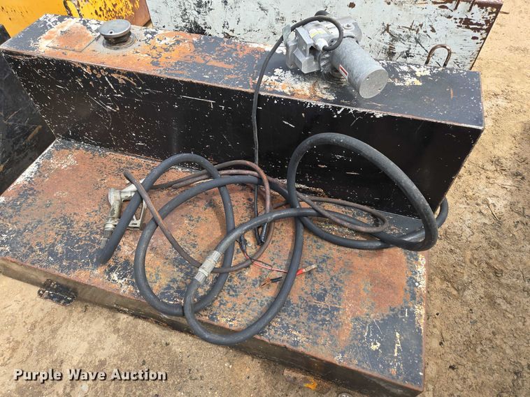 image for item EN3723 Truck parts