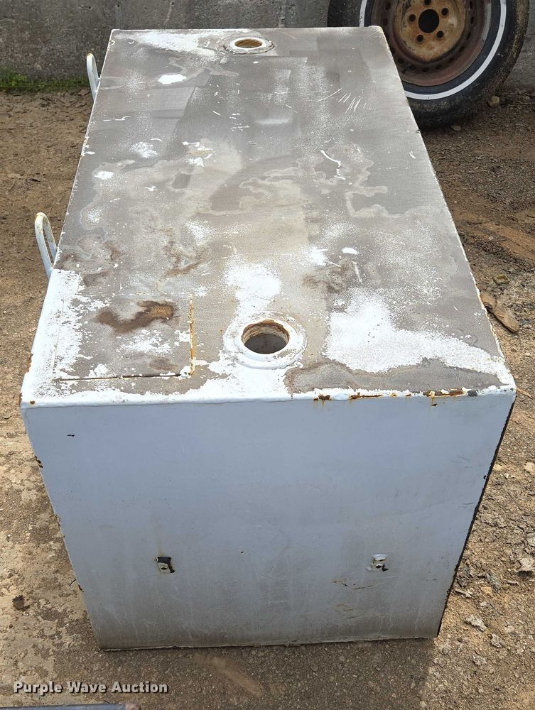 image for item EN3723 Truck parts