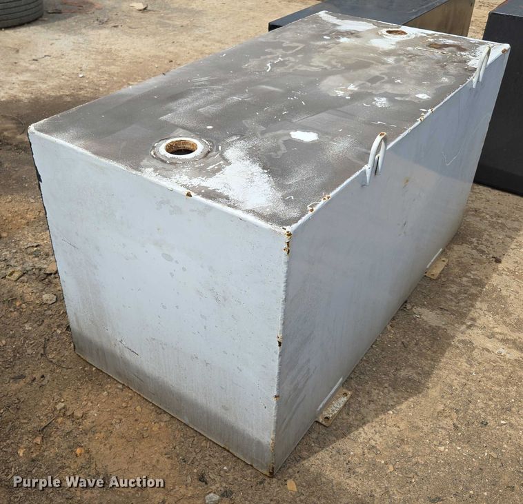 image for item EN3723 Truck parts