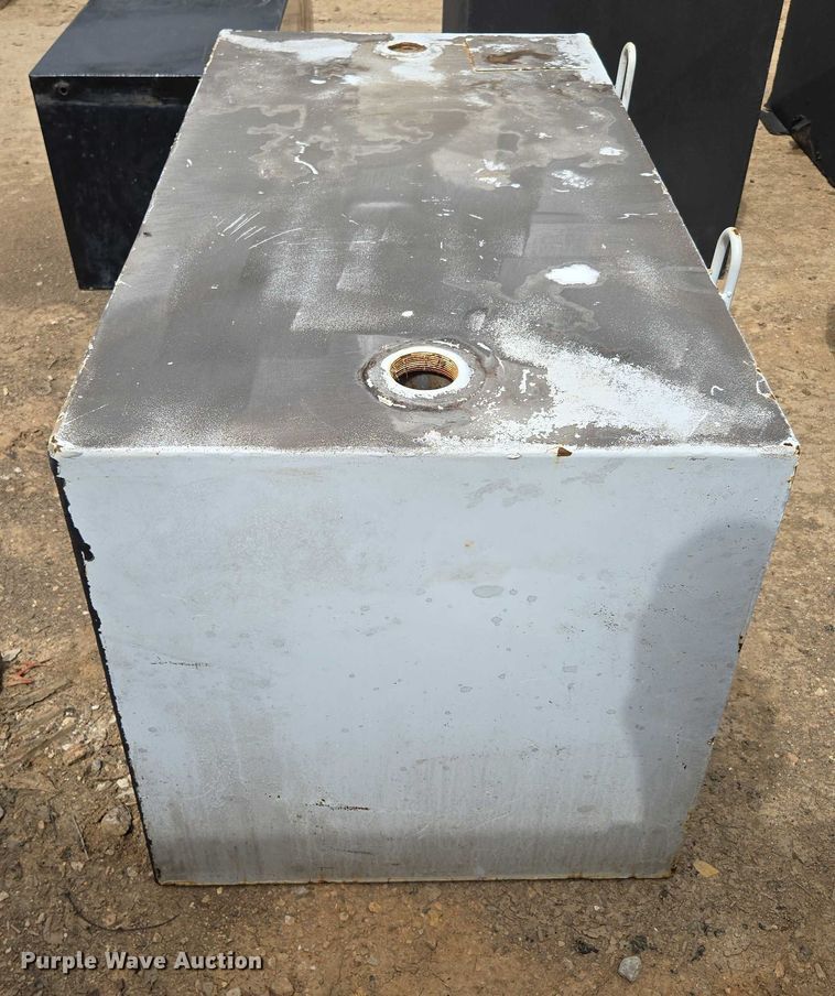 image for item EN3723 Truck parts