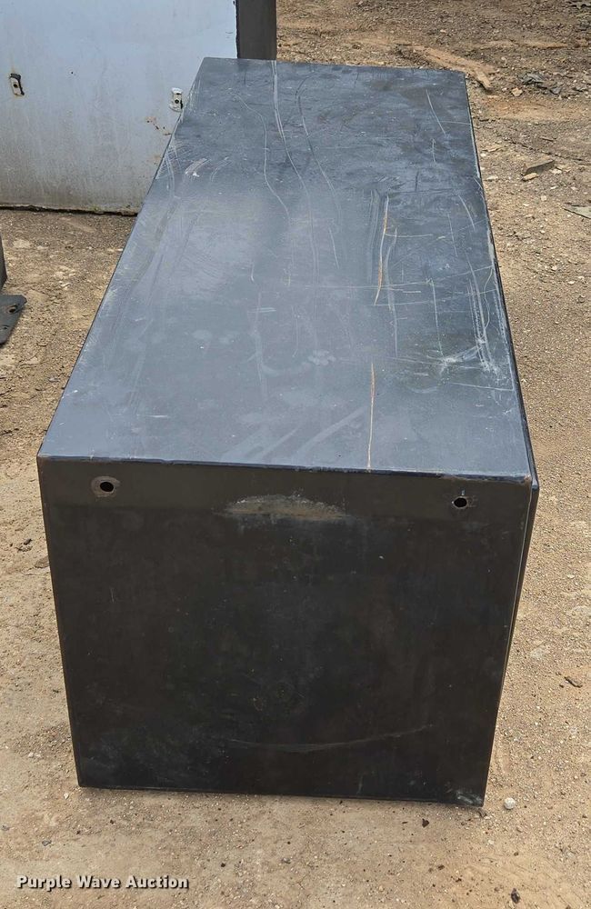 image for item EN3723 Truck parts