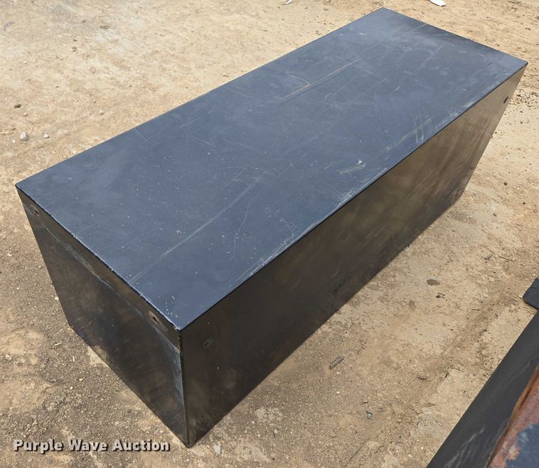 image for item EN3723 Truck parts