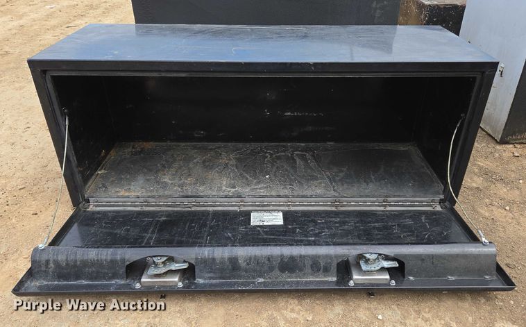 image for item EN3723 Truck parts