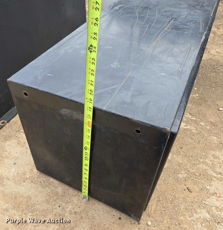 image for item EN3723 Truck parts