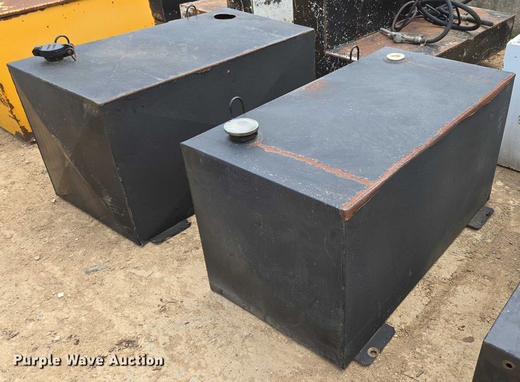 image for item EN3723 Truck parts