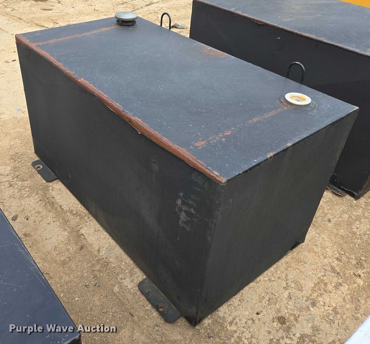 image for item EN3723 Truck parts